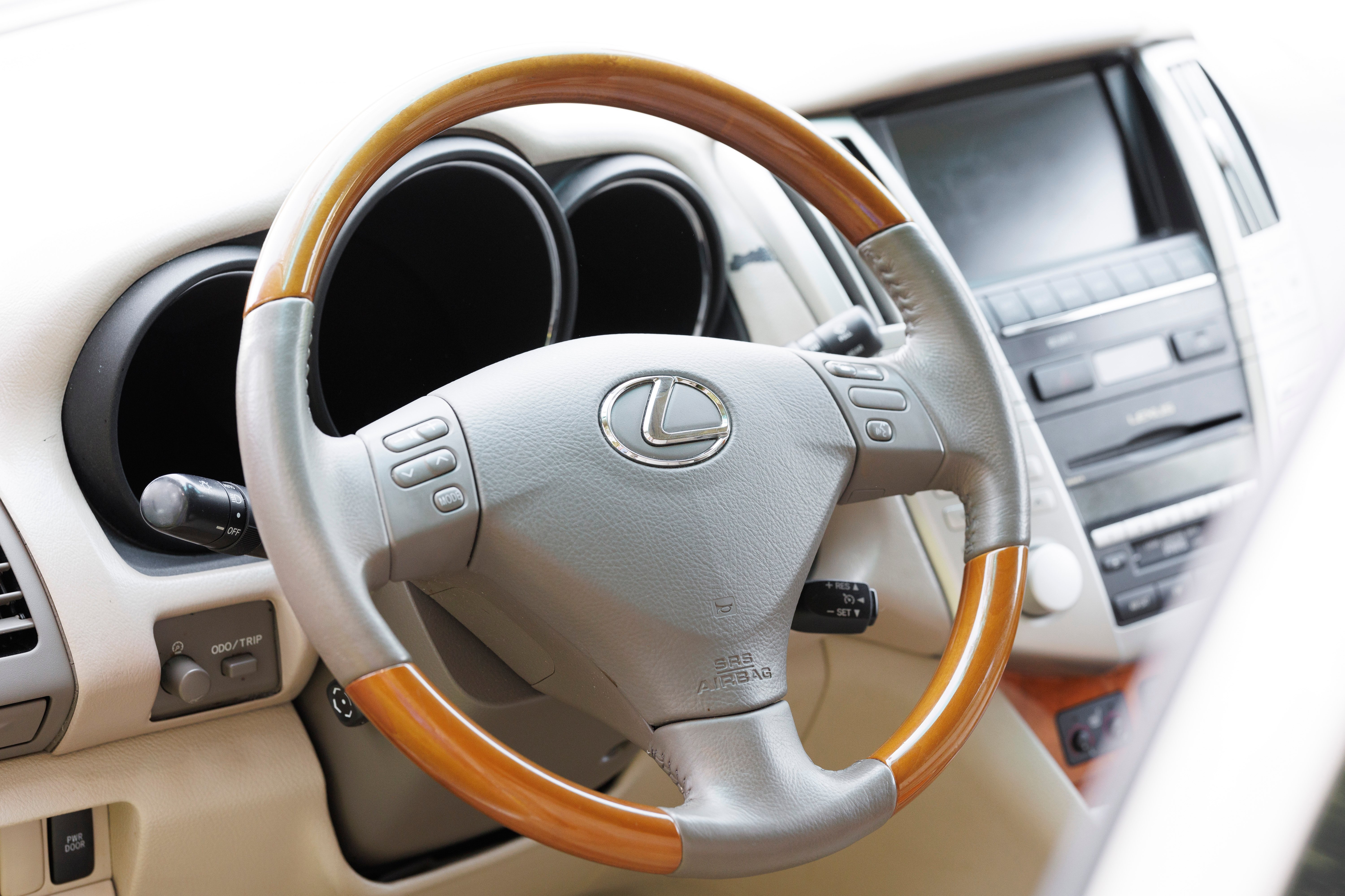 StarrLexus055